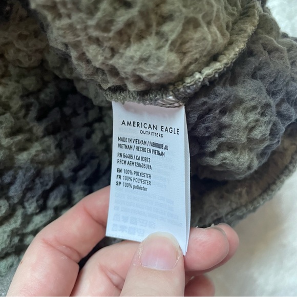 American Eagle Camo Sherpa Quarter Zip Sweatshirt Size Medium - Picture 10 of 12